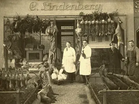 Außenansicht des Großhandel Carl Lindenberg in Berlin Außenansicht des Großhandel Carl Lindenberg in Berlin