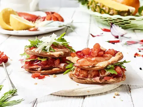 Hawaii Burger vom High Pressure Lobster Hawaii Burger vom High Pressure Lobster