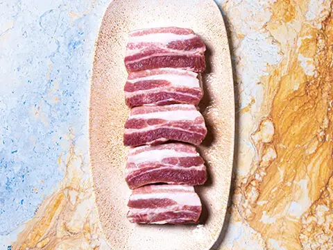 Rippchen vom Duroc Schwein Rippchen vom Duroc Schwein