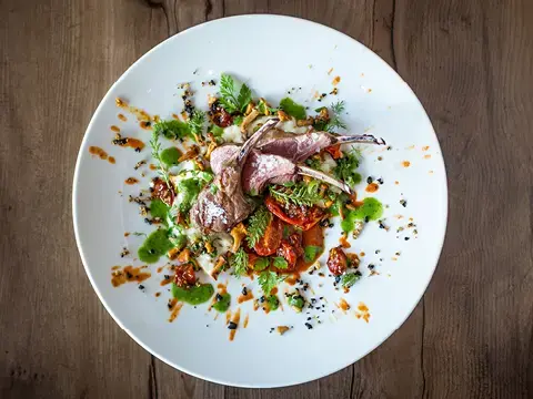 Lammkarree mit Tomatenrisotto