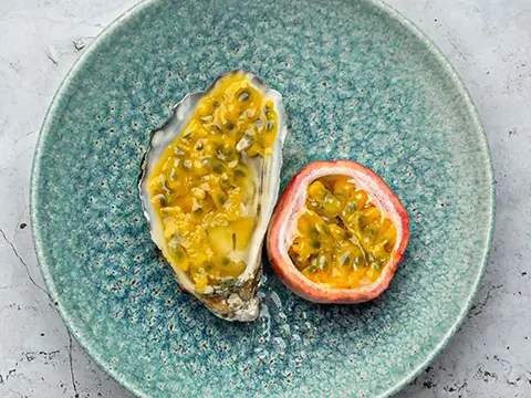 Austern mit Passionsfrucht Austern mit Passionsfrucht