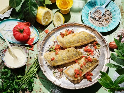 Rezept Gebratener Zander auf Linsen-Speck-Sauce Rezept Gebratener Zander auf Linsen-Speck-Sauce